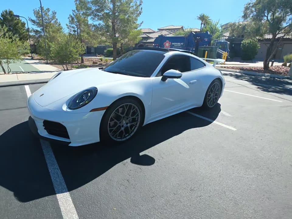 2026 Porsche 911 Carrera photo