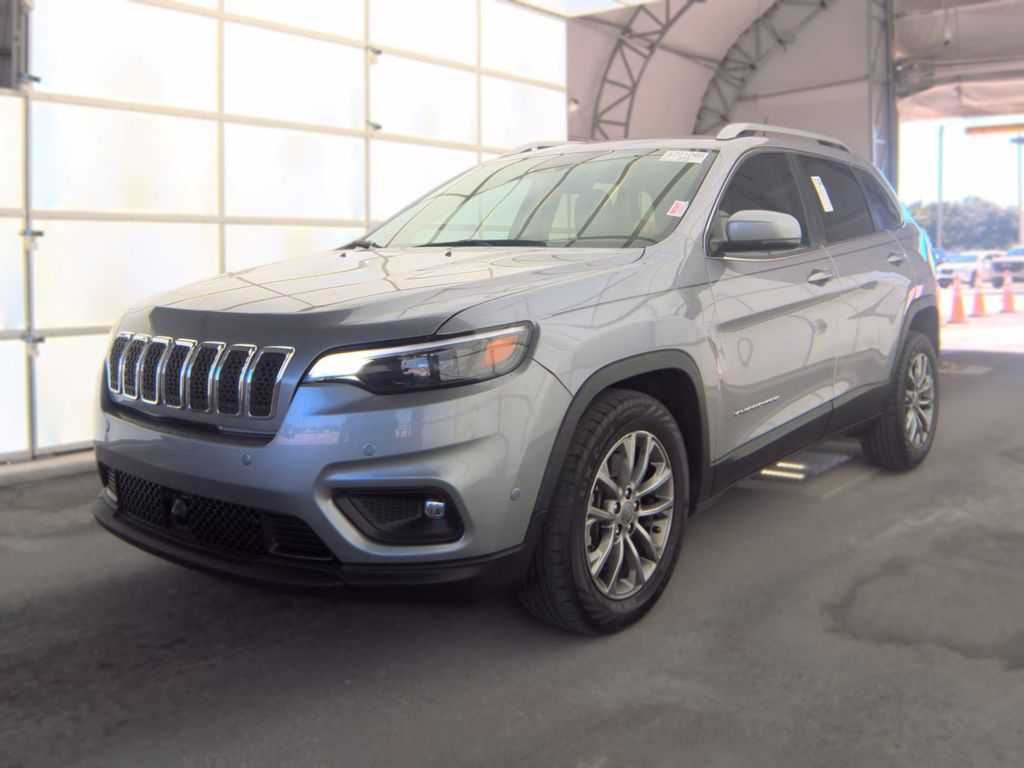 2021 Jeep Cherokee Latitu LUX photo