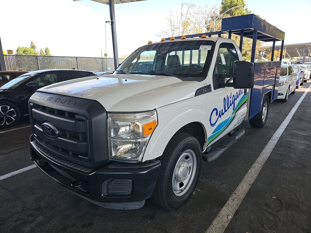2016 Ford F-350 SRW XL photo