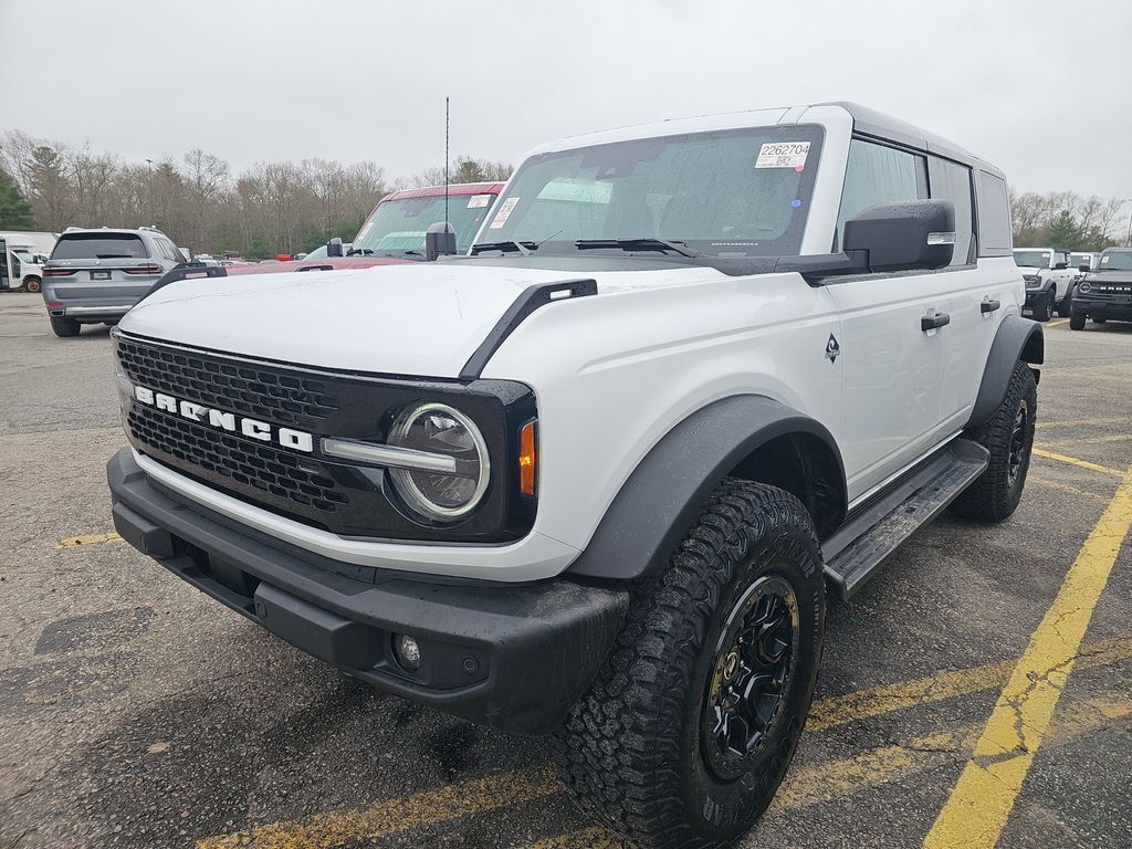 2025 Ford Bronco Outer Bank photo