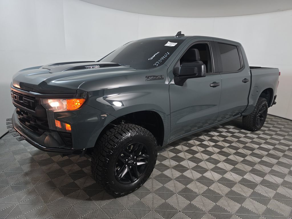 2025 Chevrolet Silverado 1500 CST TRL BS photo