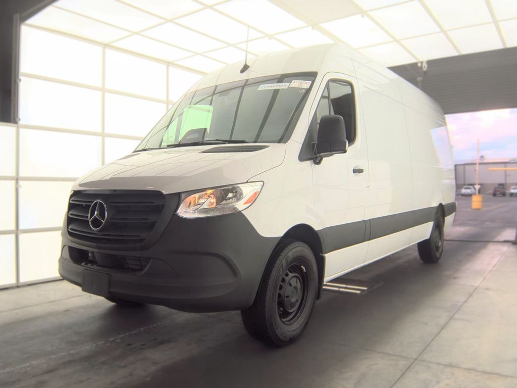 2025 Mercedes-Benz Sprinter 2500 Cargo photo