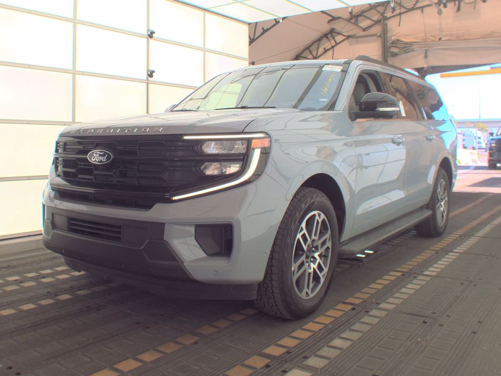 2025 Ford Expedition MAX Active photo