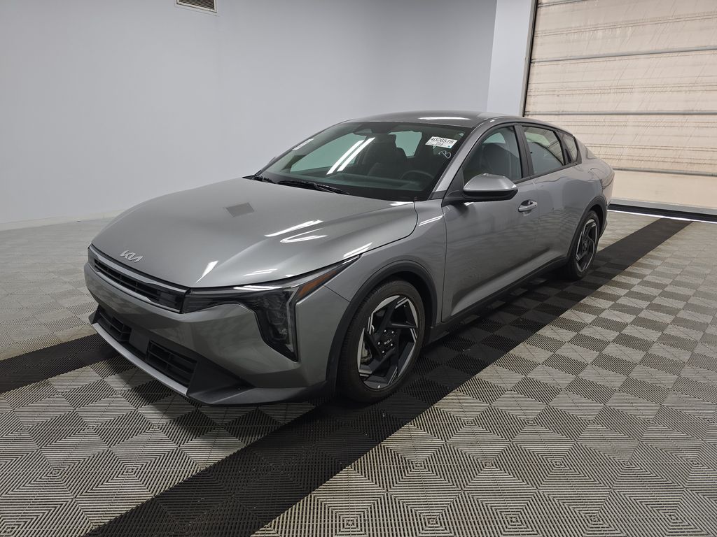 2025 Kia K4 EX photo
