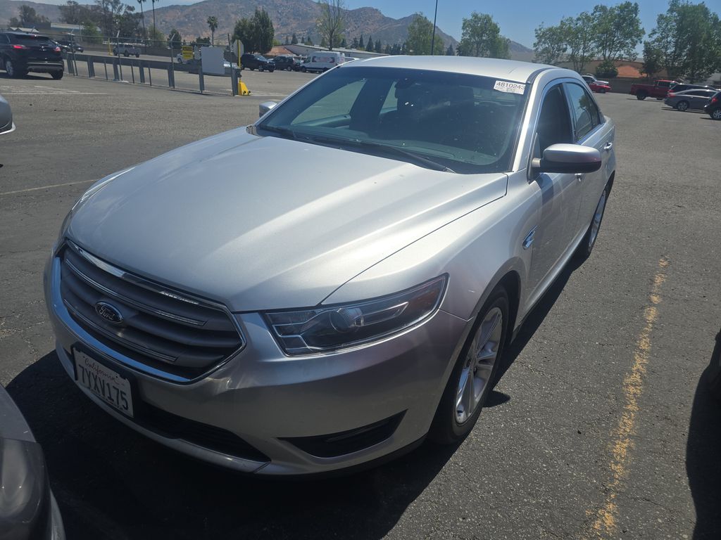 2017 Ford Taurus SEL photo
