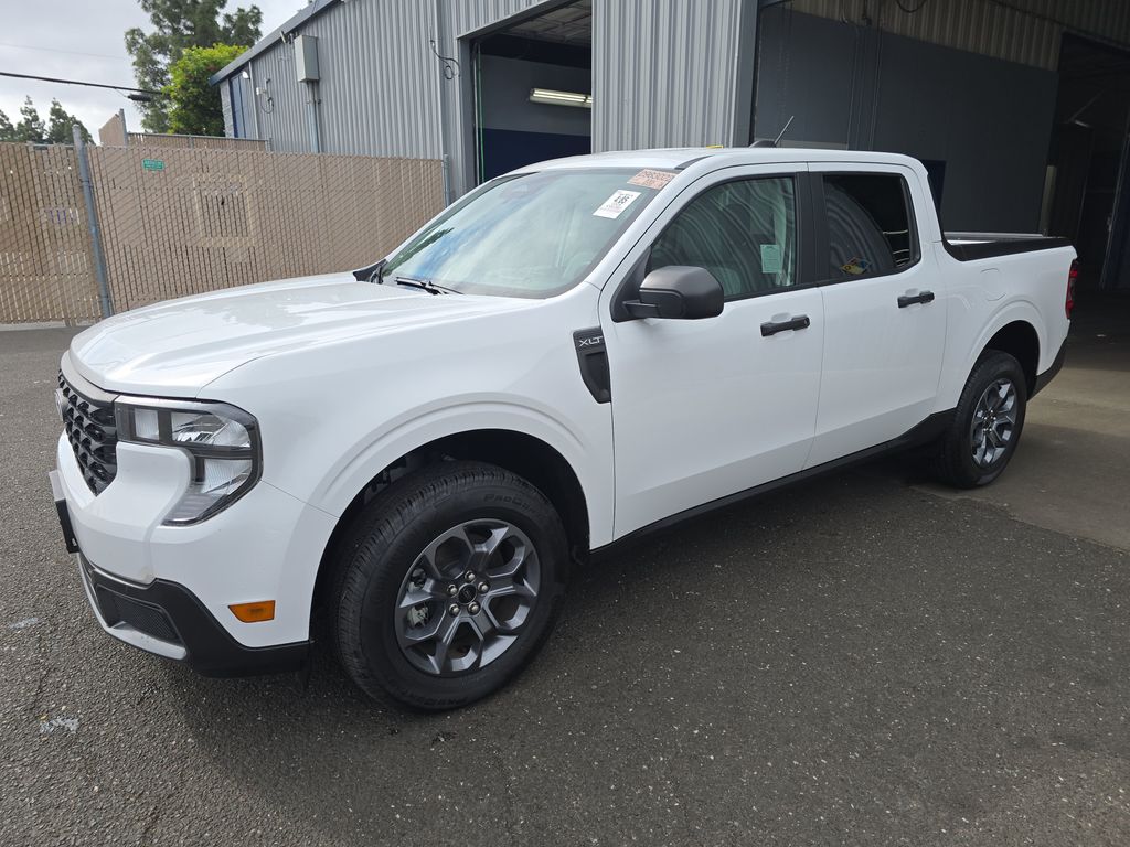 2025 Ford Maverick XLT photo