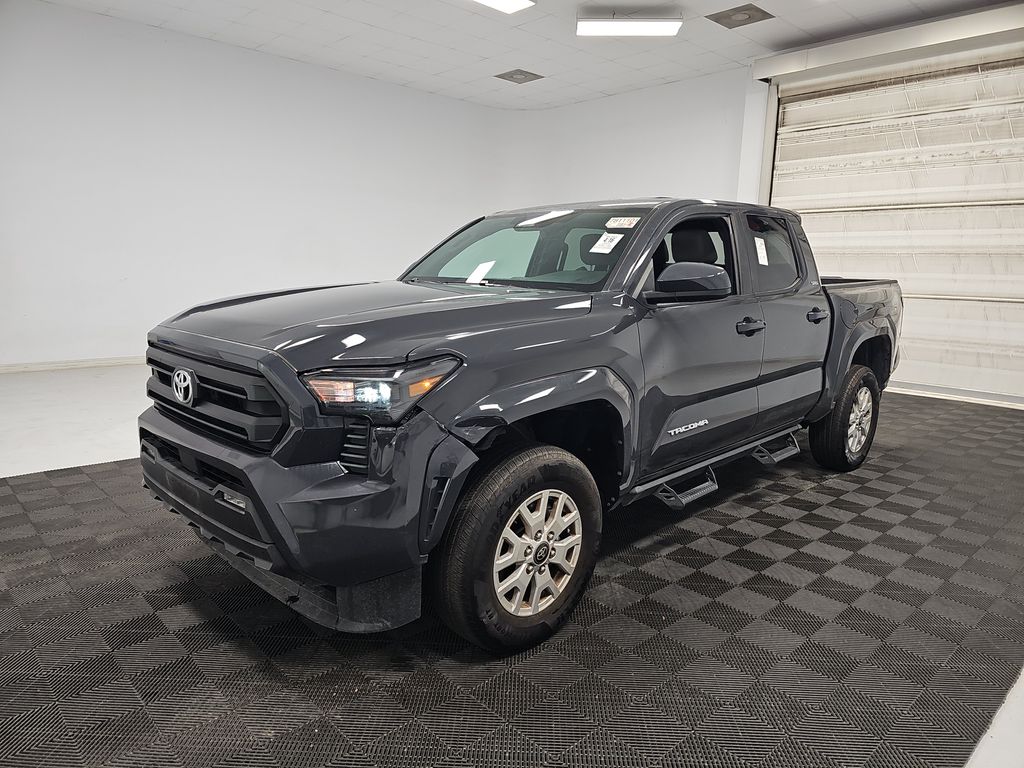 2025 Toyota Tacoma DB SR5 photo