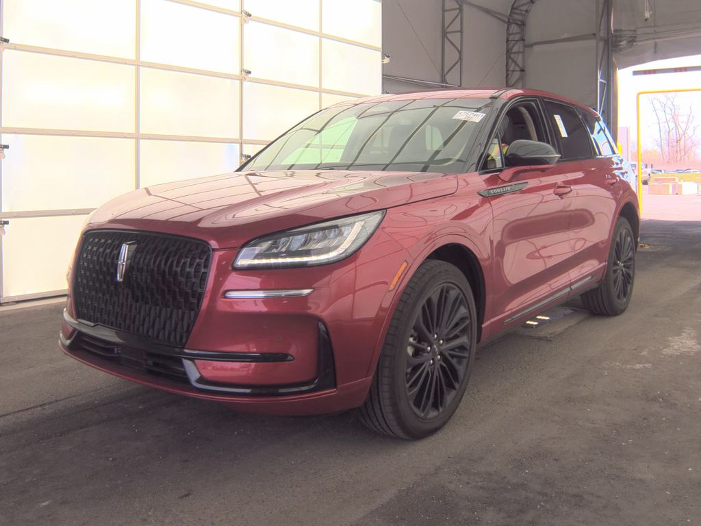 2025 Lincoln Corsair Premiere photo