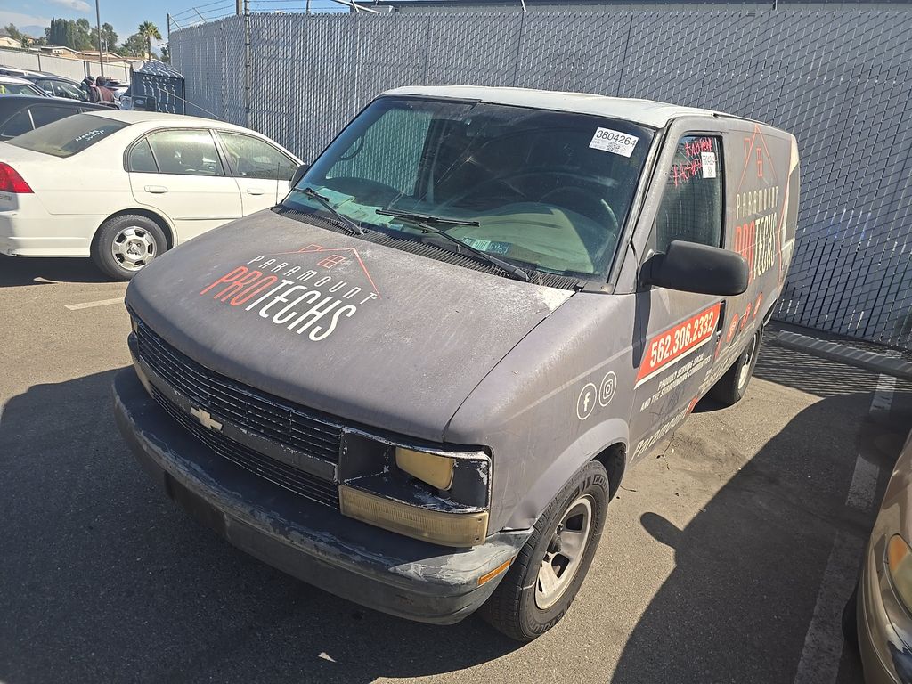 2001 Chevrolet Astro photo