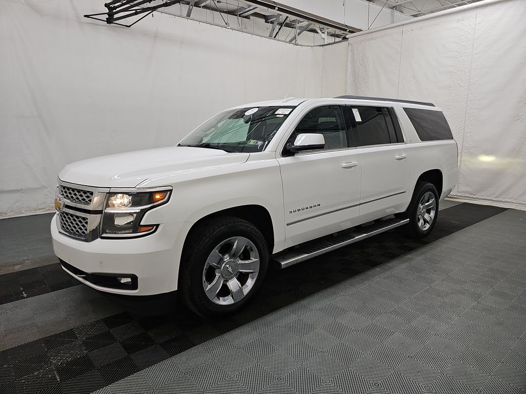 2016 Chevrolet Suburban LT photo