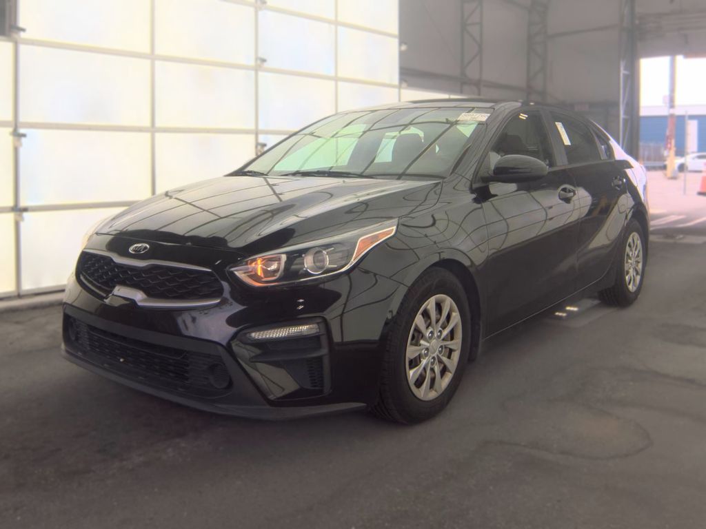 2021 Kia Forte LXS photo