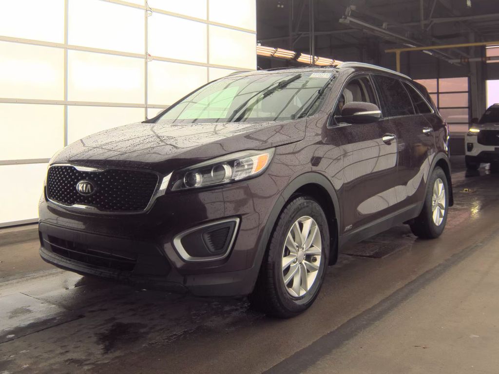 2017 Kia Sorento LX photo