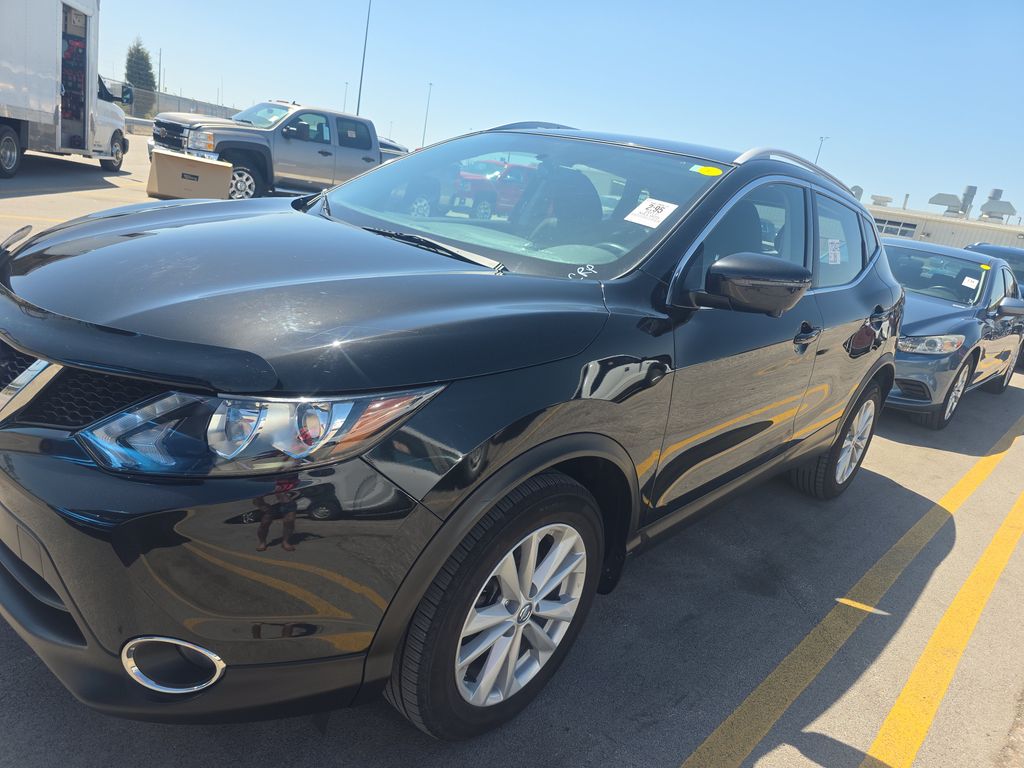 2017 Nissan Rogue SV photo