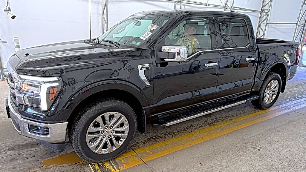 2025 Ford F-150 Lariat photo