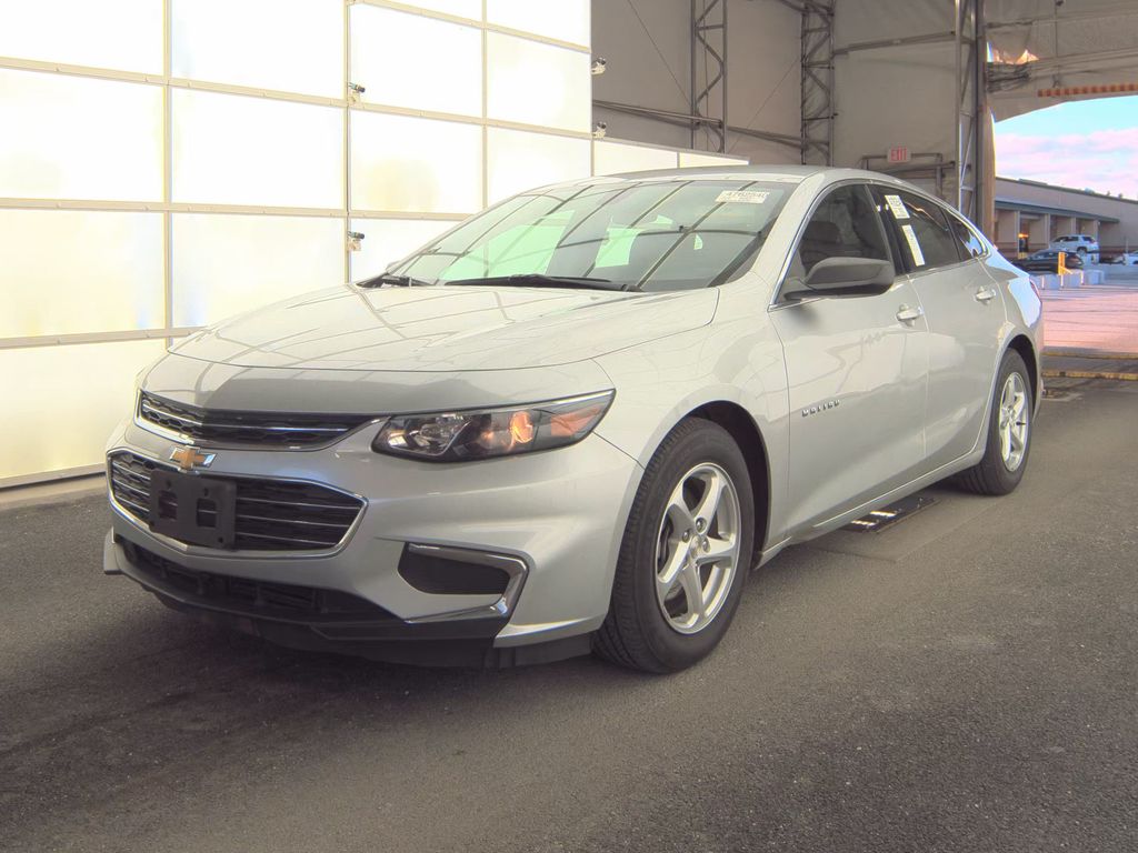 2018 Chevrolet Malibu LS photo