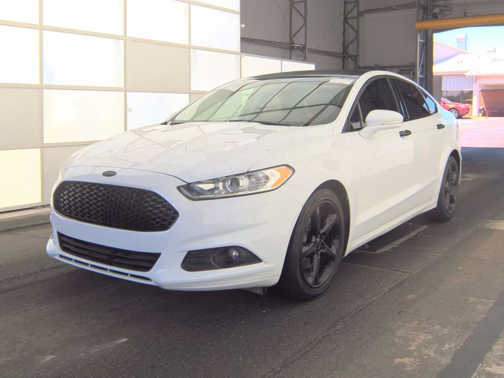 2016 Ford Fusion SE photo