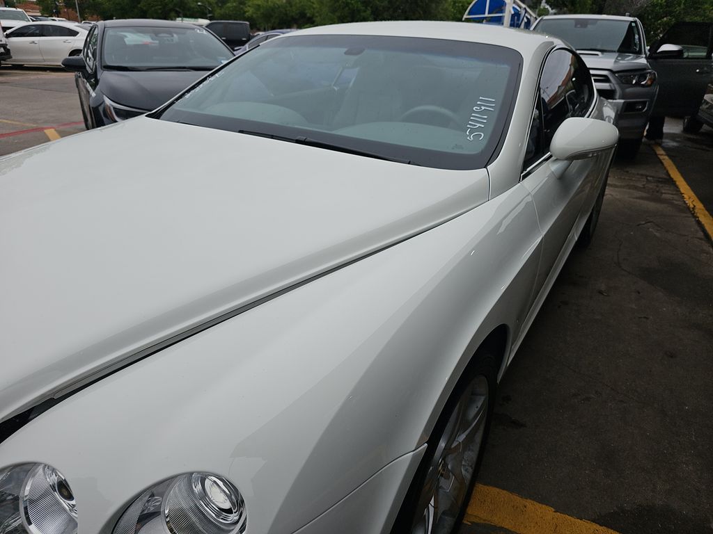 2005 Bentley Continental GT photo