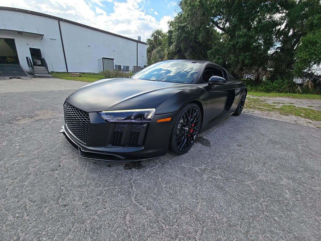 2018 Audi R8 V10 photo