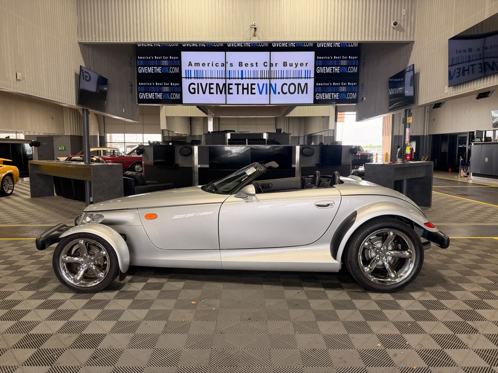 2000 Plymouth Prowler photo