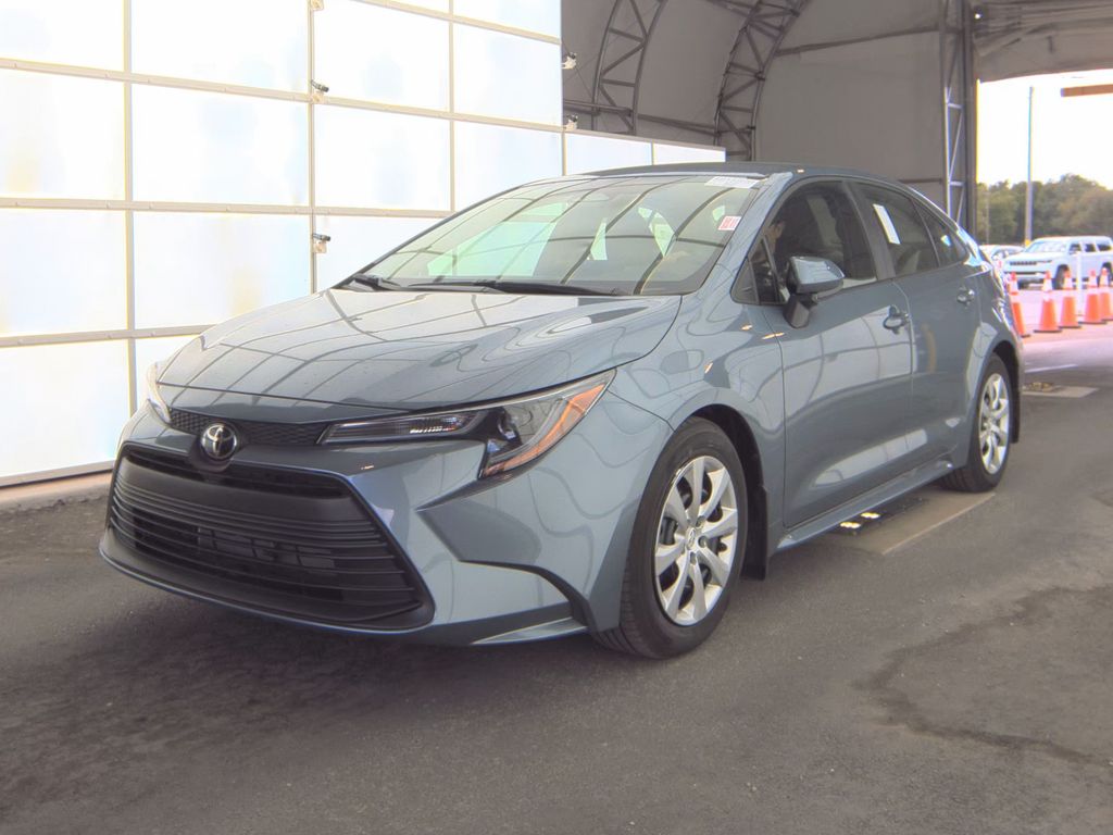 2026 Toyota Corolla LE photo