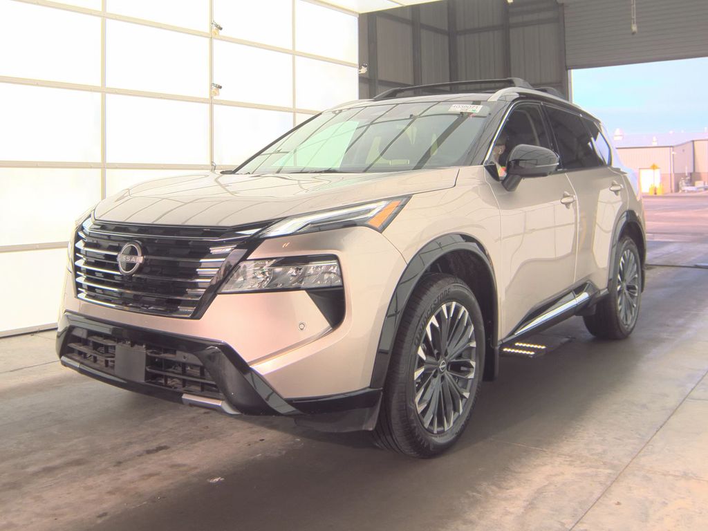 2025 Nissan Rogue Platinum photo