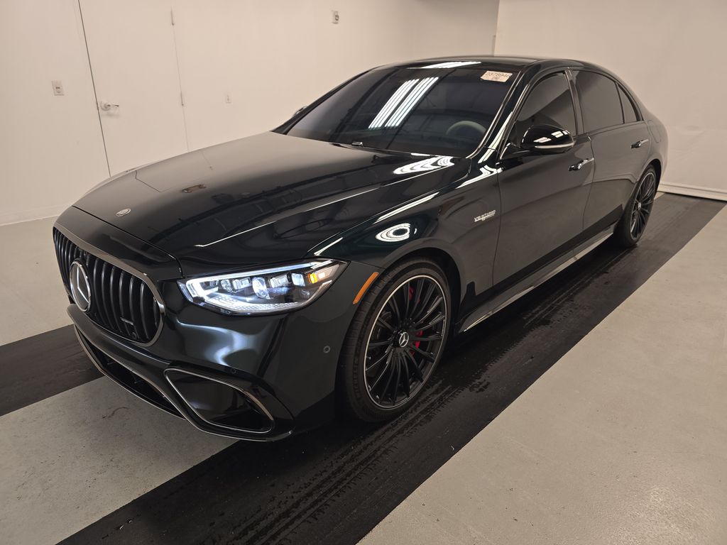 2025 Mercedes-Benz S-Class AMG S 63 E photo