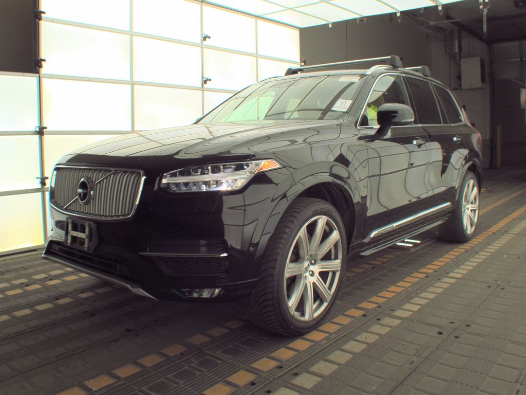 2018 Volvo XC90 Inscriptn photo