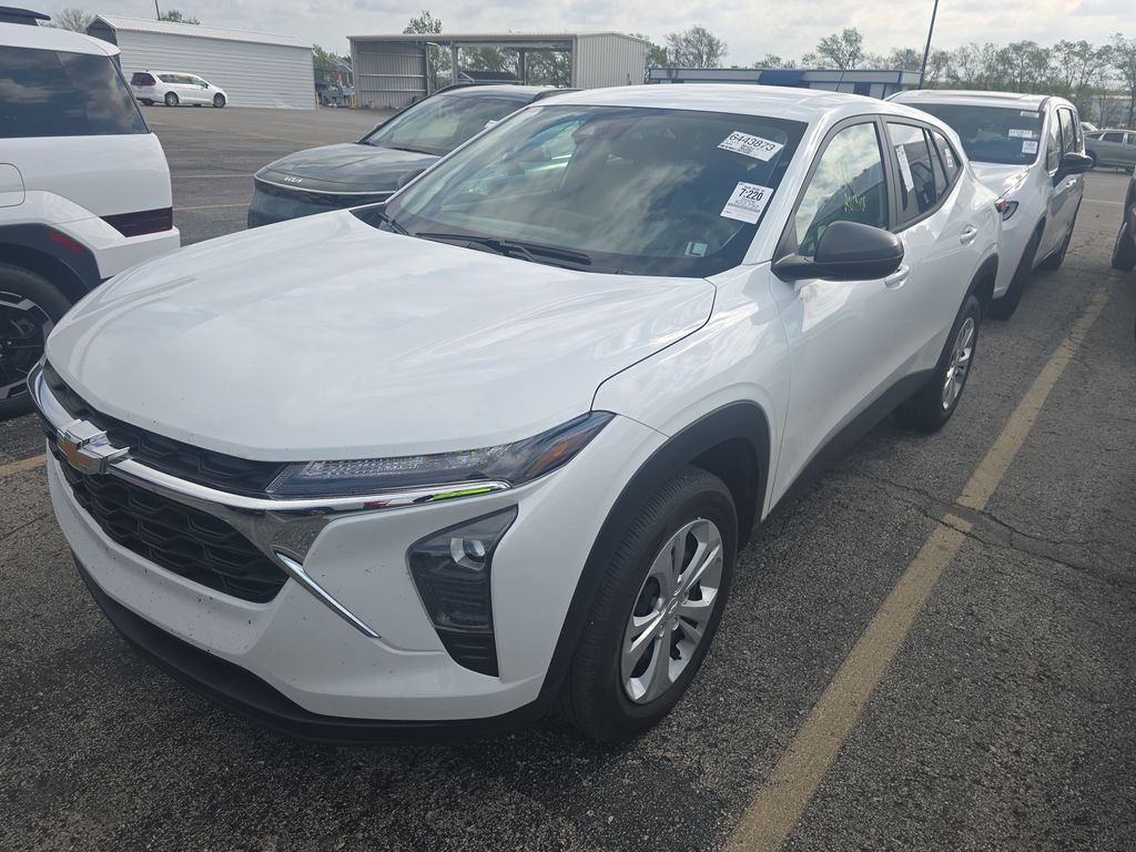 2026 Chevrolet Trax LS photo