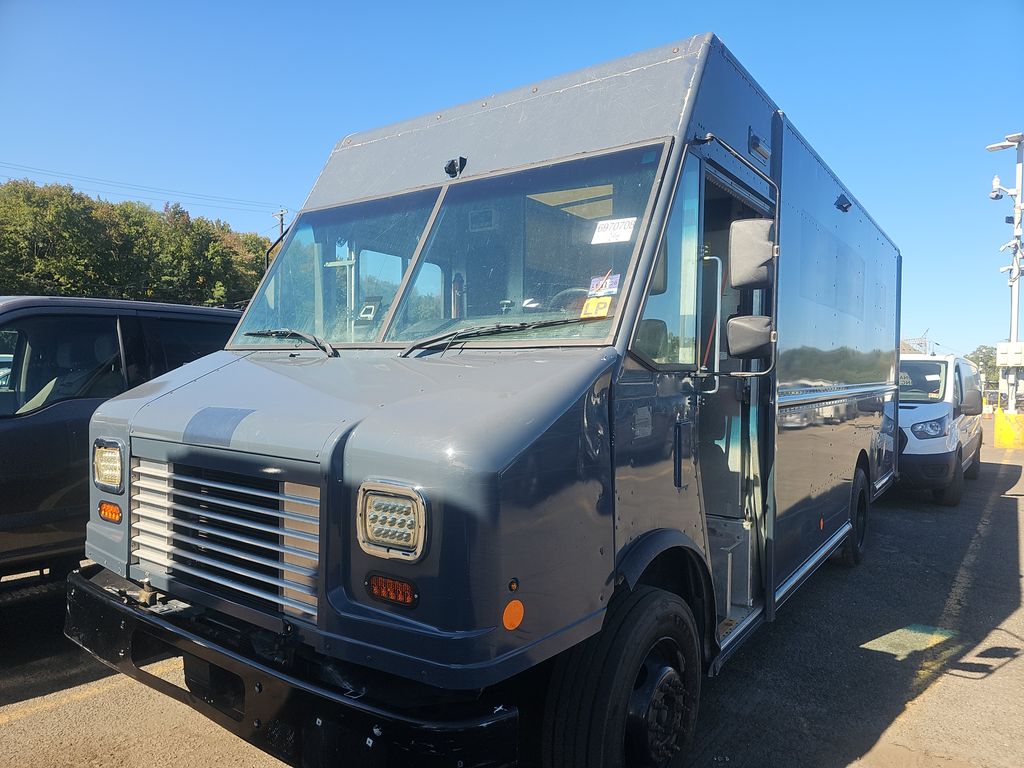 2021 Ford F59 Strpd Chass photo