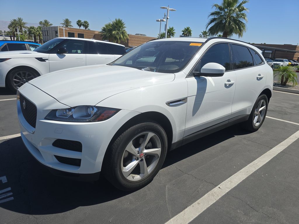 2017 Jaguar F Pace Premium photo