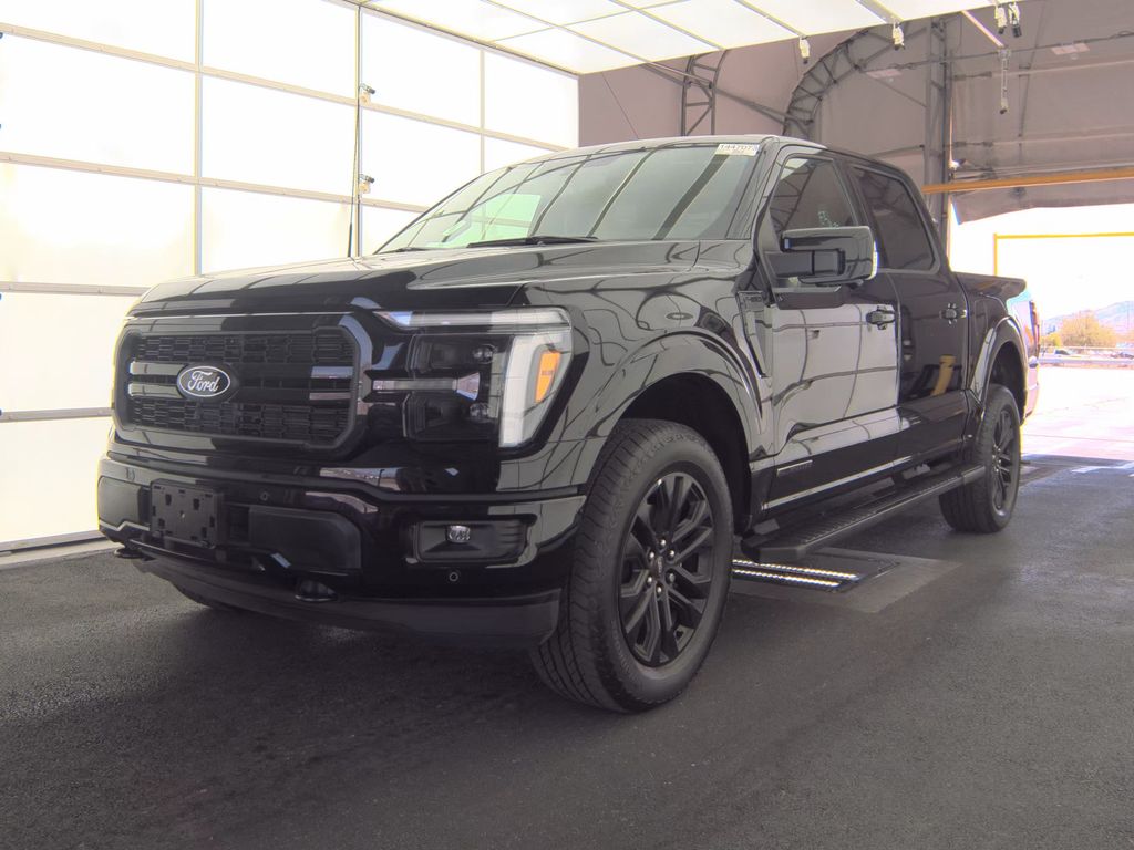 2025 Ford F-150 Lariat photo