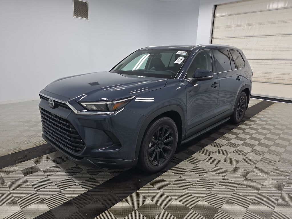 2025 Toyota Grand Highlander XLE photo