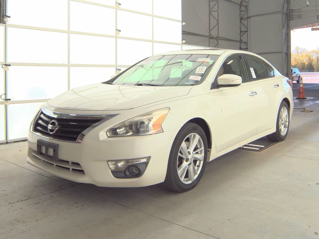 2013 Nissan Altima 2.5 SV photo
