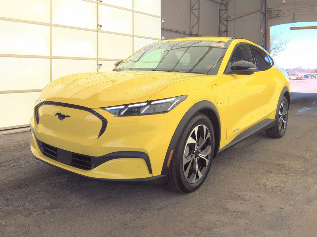 2025 Ford Mustang Mach-E Select photo