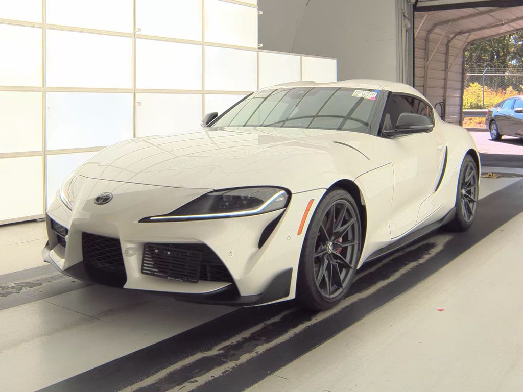 2025 Toyota Supra 3.0 Prem photo