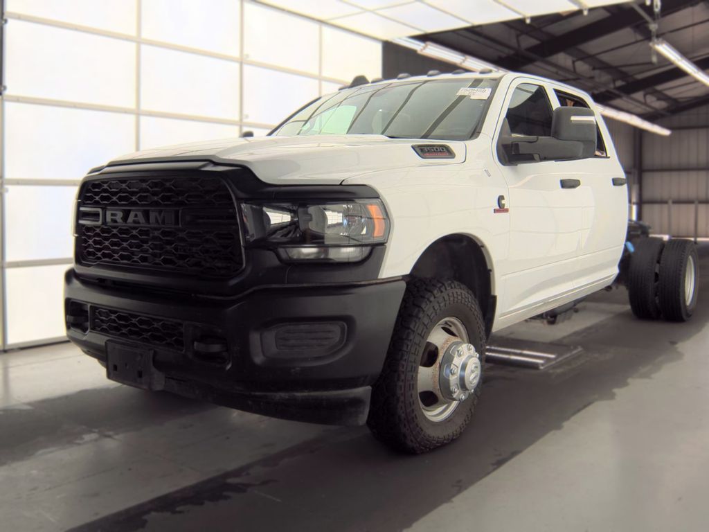 2024 Ram 3500 Tradesman photo