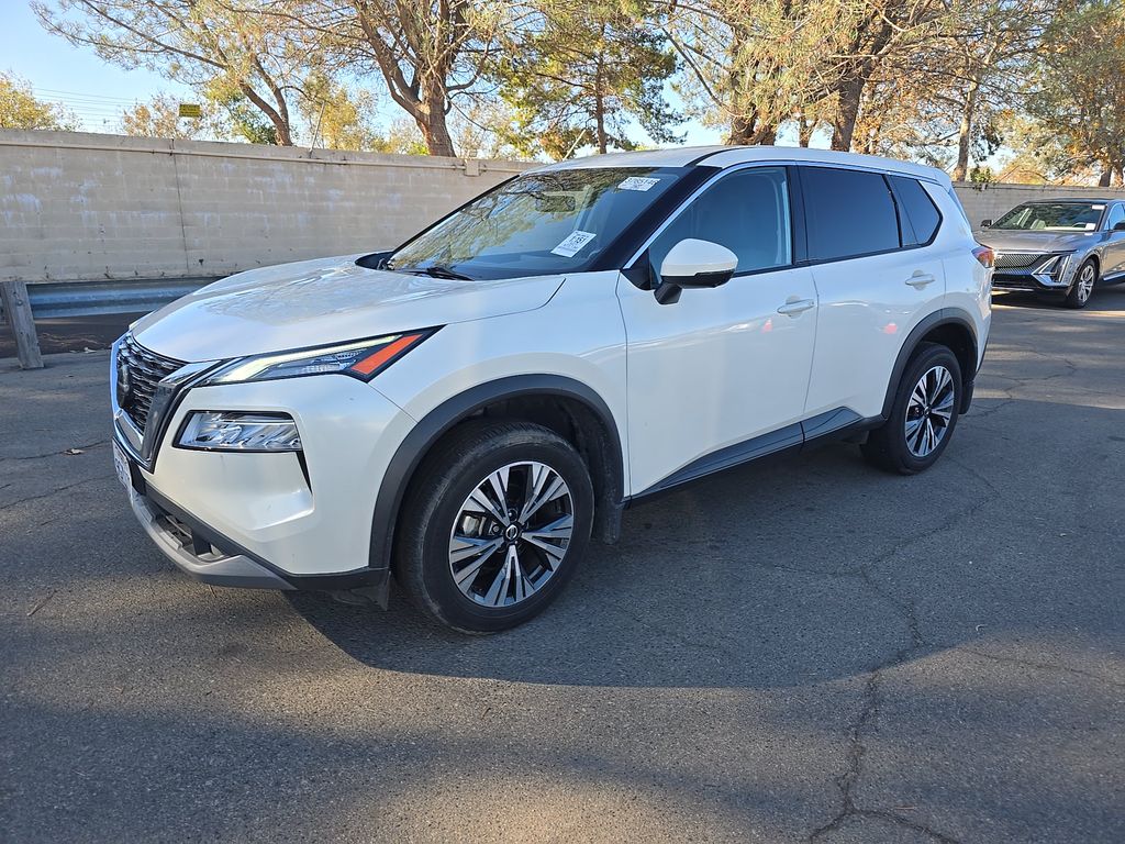 2021 Nissan Rogue SV photo
