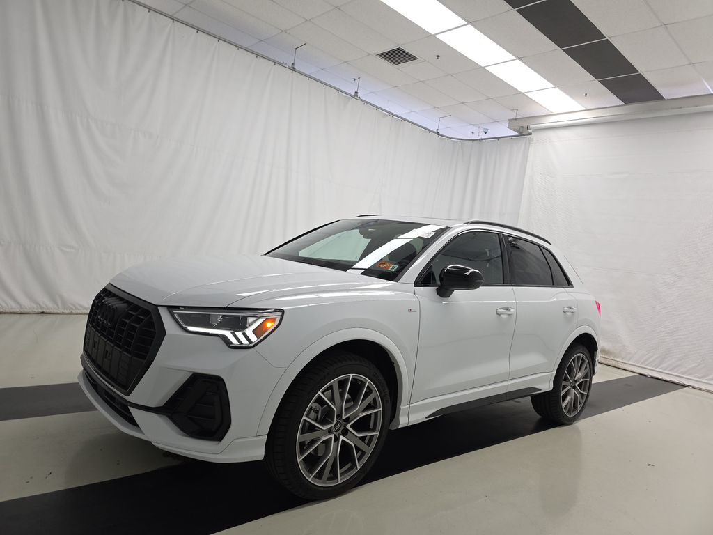 2025 Audi Q3 Sline Prm+ photo