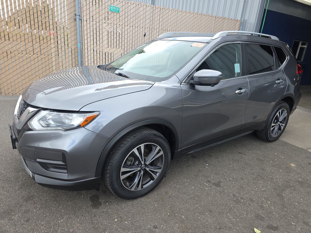 2019 Nissan Rogue SV photo
