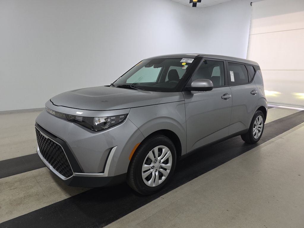 2025 Kia Soul LX photo