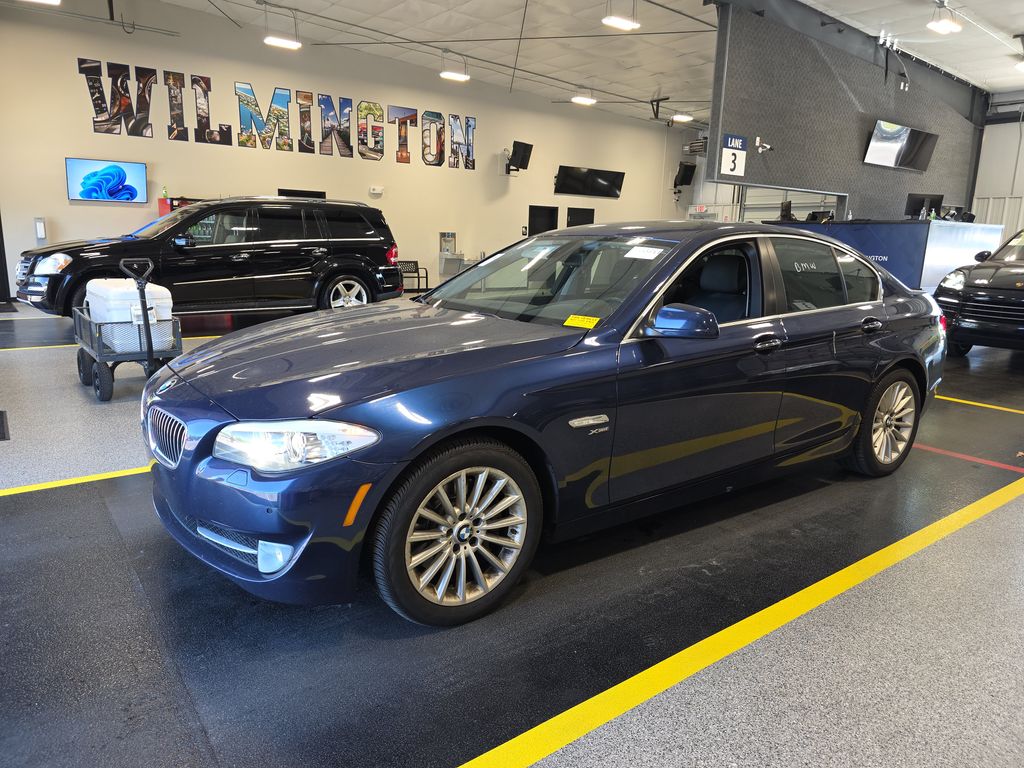 2011 BMW 5 Series 535I Xdriv photo