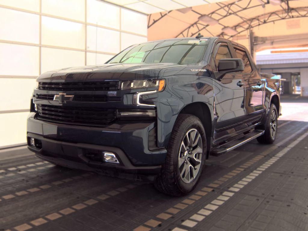 2021 Chevrolet 1500 SLV RST photo