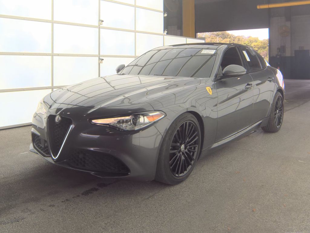 2017 Alfa Romeo Giulia TI photo