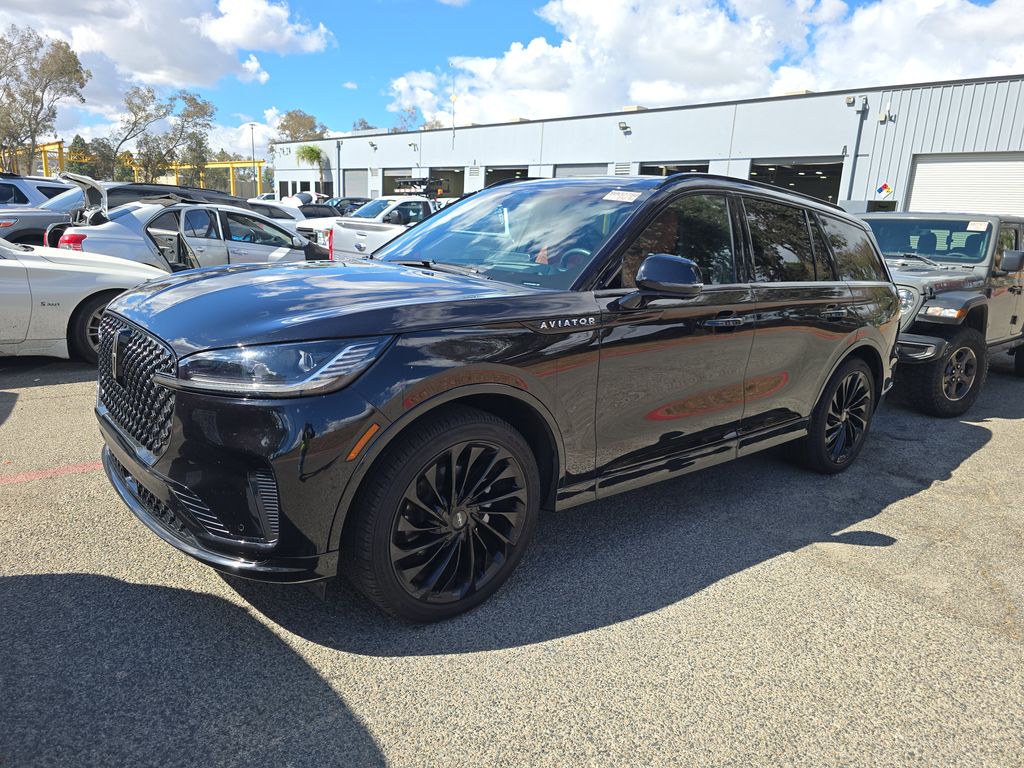 2025 Lincoln Aviator Reserve photo