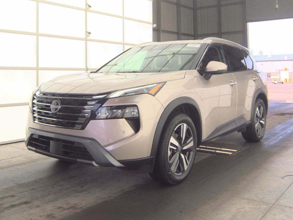 2025 Nissan Rogue SL photo