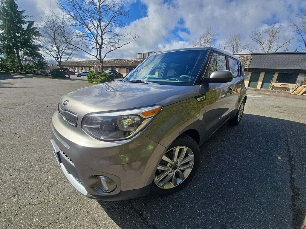 2017 Kia Soul + photo