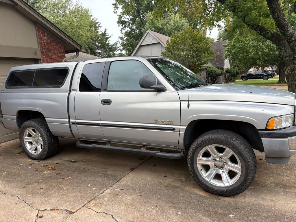 2000 Dodge RAM 1500 SLT Plus photo