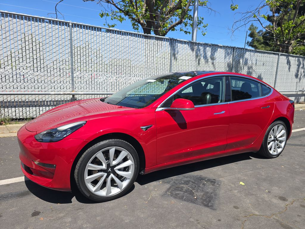 2018 Tesla Model 3 Long Range photo