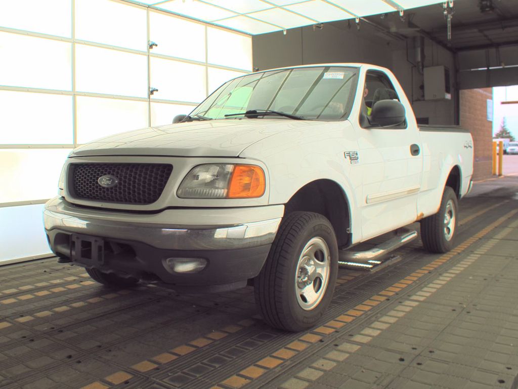 2004 Ford F-150 XL photo
