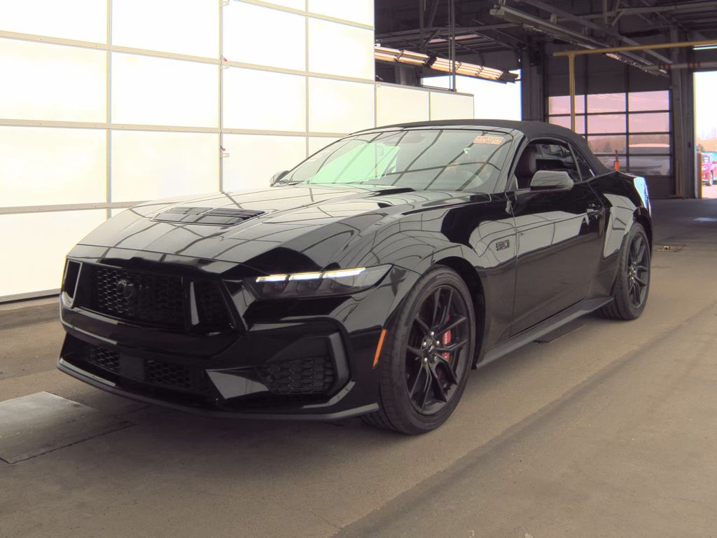 2025 Ford Mustang GT Premium photo